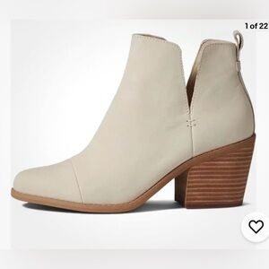 TOMS Everly cutout block heel 7.5